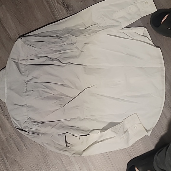 American Eagle Button up - Picture 3 of 5